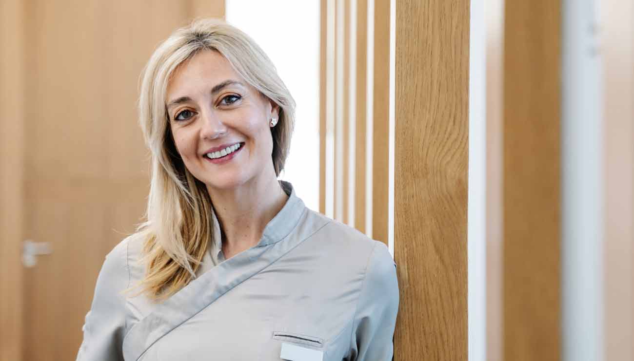 Esteticista con diez años de experiencia